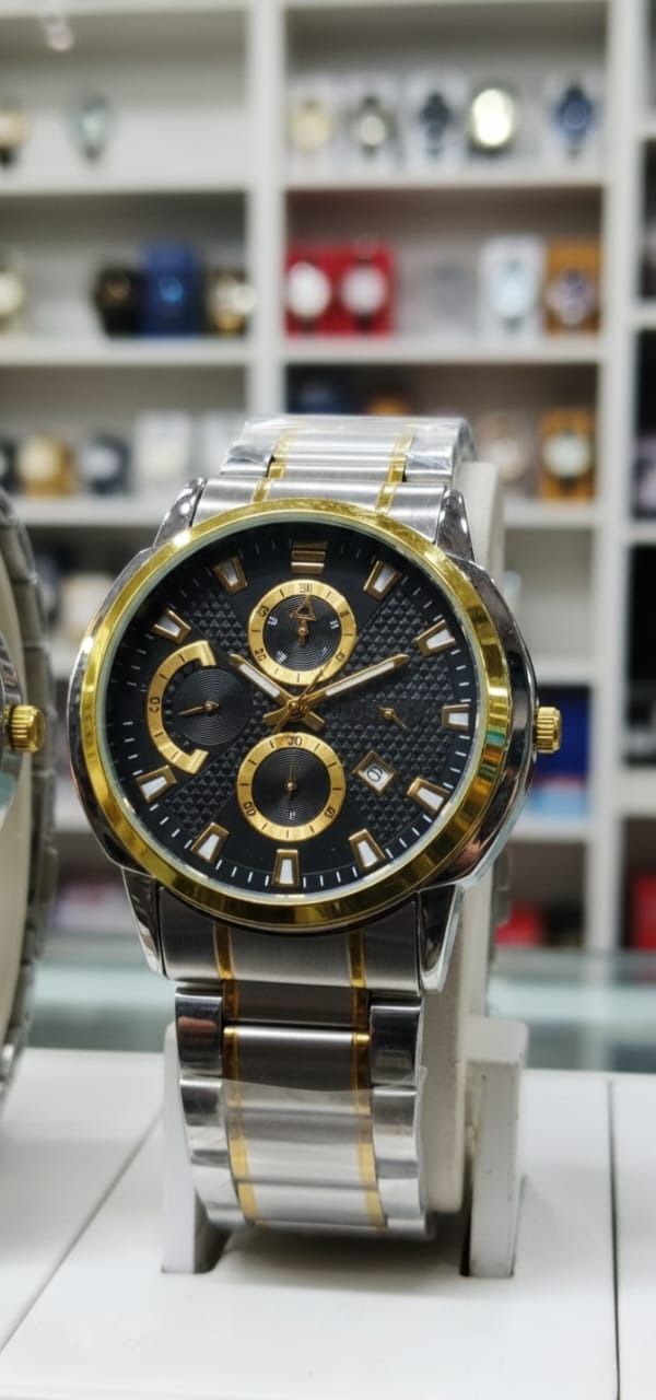 Luxury Men’s Analog Wrist Watch – Stainless Steel Strap